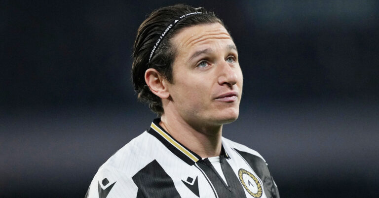 florian thauvin shares his hopes and determination to shine at the 2026 world cup, aiming to make a lasting impact on football's biggest stage.